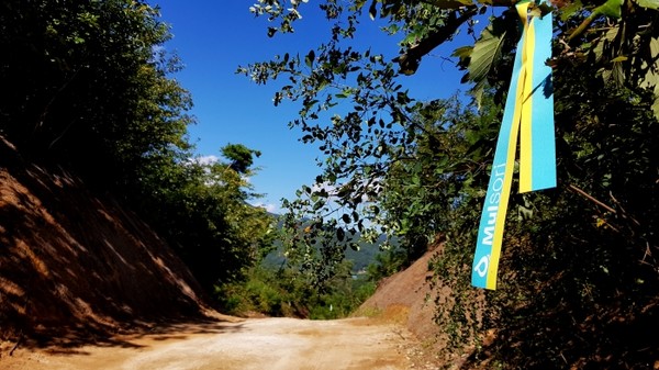 양평 물소리길의 리본표식