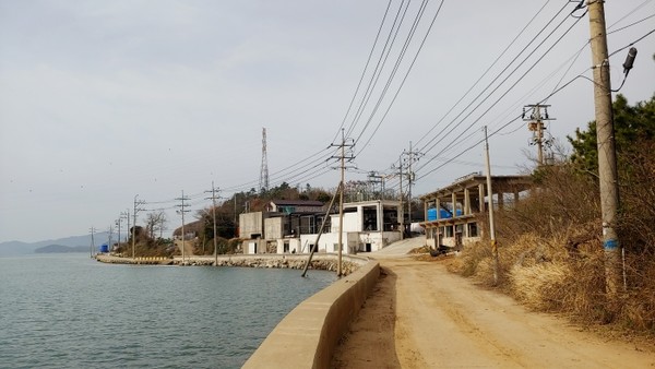 달도 풍경. 전체적으로 표식이 매우 미비하다.